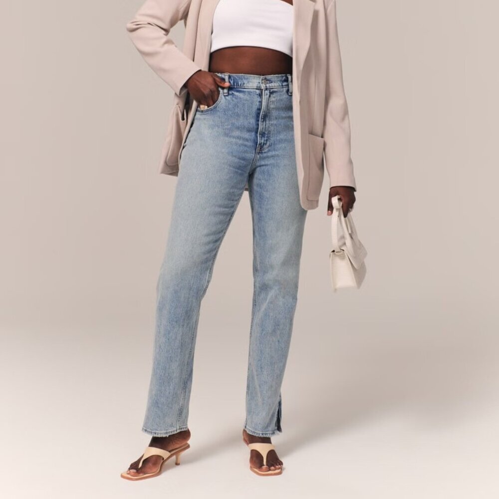 Abercrombie & Fitch Light Wash Curve Love The Slim Straight High Rise‎ Jeans